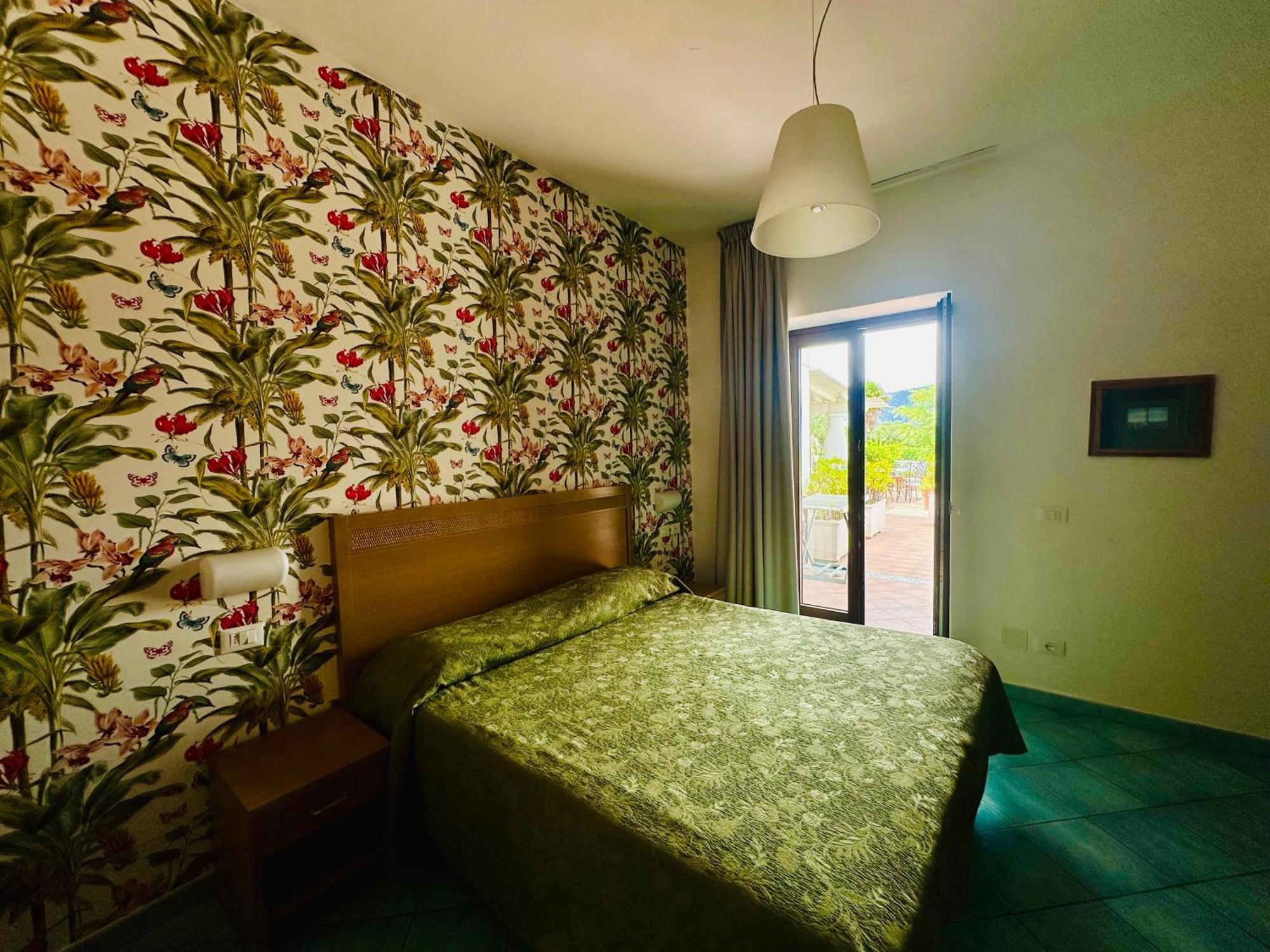 Hotel Boutique Іскія Номер фото